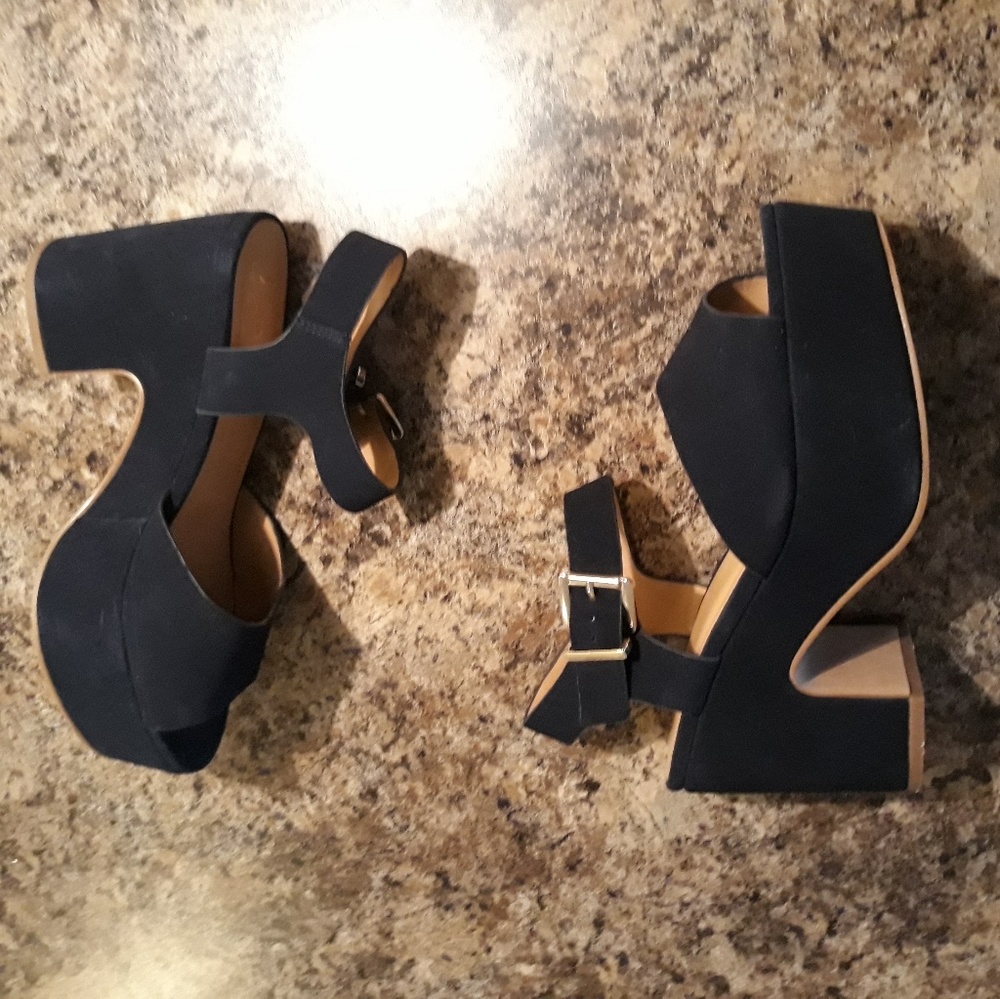 Retro Aldo Platform Heels, (Velvet) Navy Blue